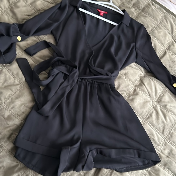 Gorgeous jumpsuit wore once - Picture 2 of 2